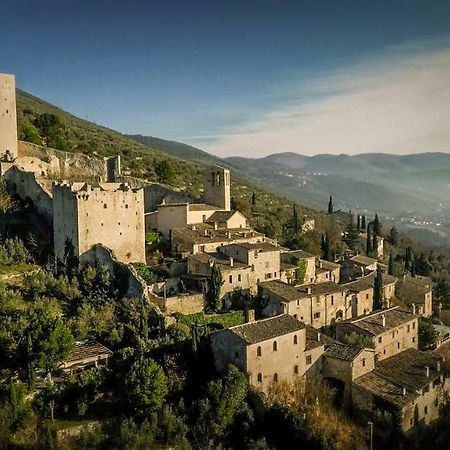 Relais Borgo Lizori Country House Campello sul Clitunno Exteriér fotografie