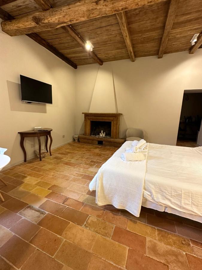 Relais Borgo Lizori Country House Campello sul Clitunno Exteriér fotografie