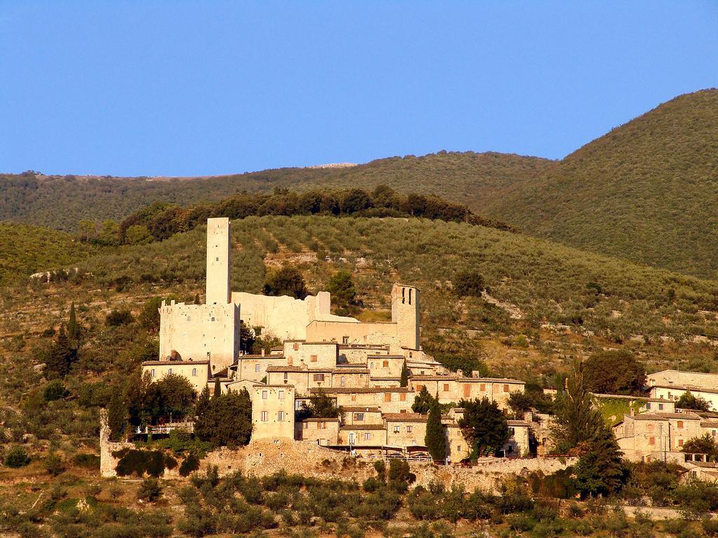 Relais Borgo Lizori Country House Campello sul Clitunno Exteriér fotografie